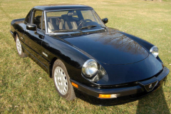 Alfa Romeo Quadrifoglio Spider Black 1988 Front View