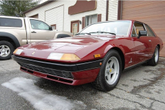 Ferrari-400i-1