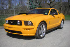 Ford Shelby GT500 Yellow 2008 Front View