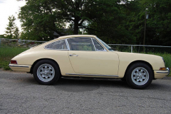 Porsche 912 Coupe Champange Yellow 1967 Passenger Side View