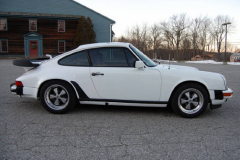 Porsche 911 SC Coupe White 1983 Passenger Side View